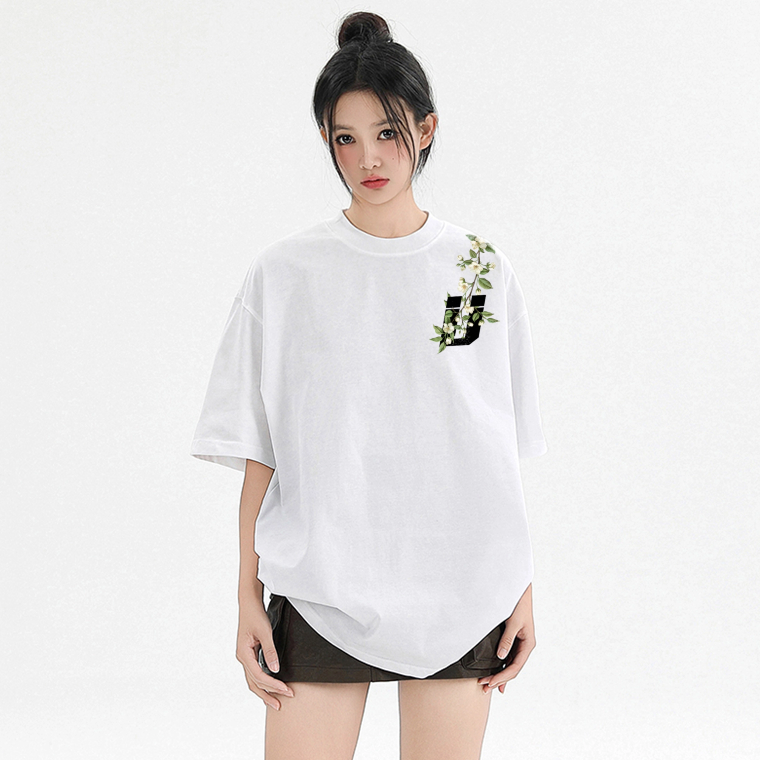 URBAN AUTHENTIC LogoT