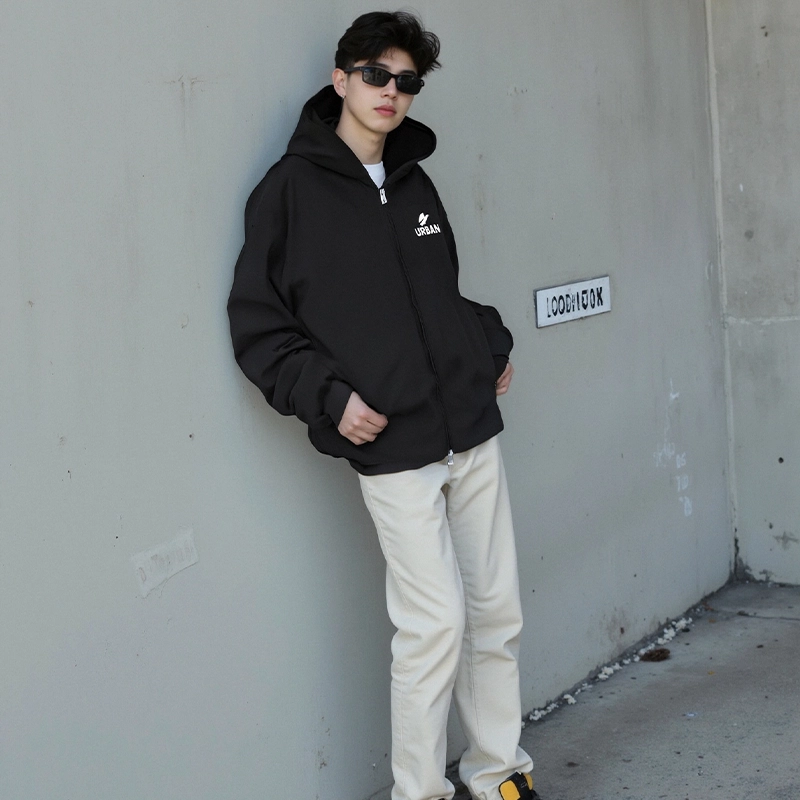 URBAN AUTHENTIC