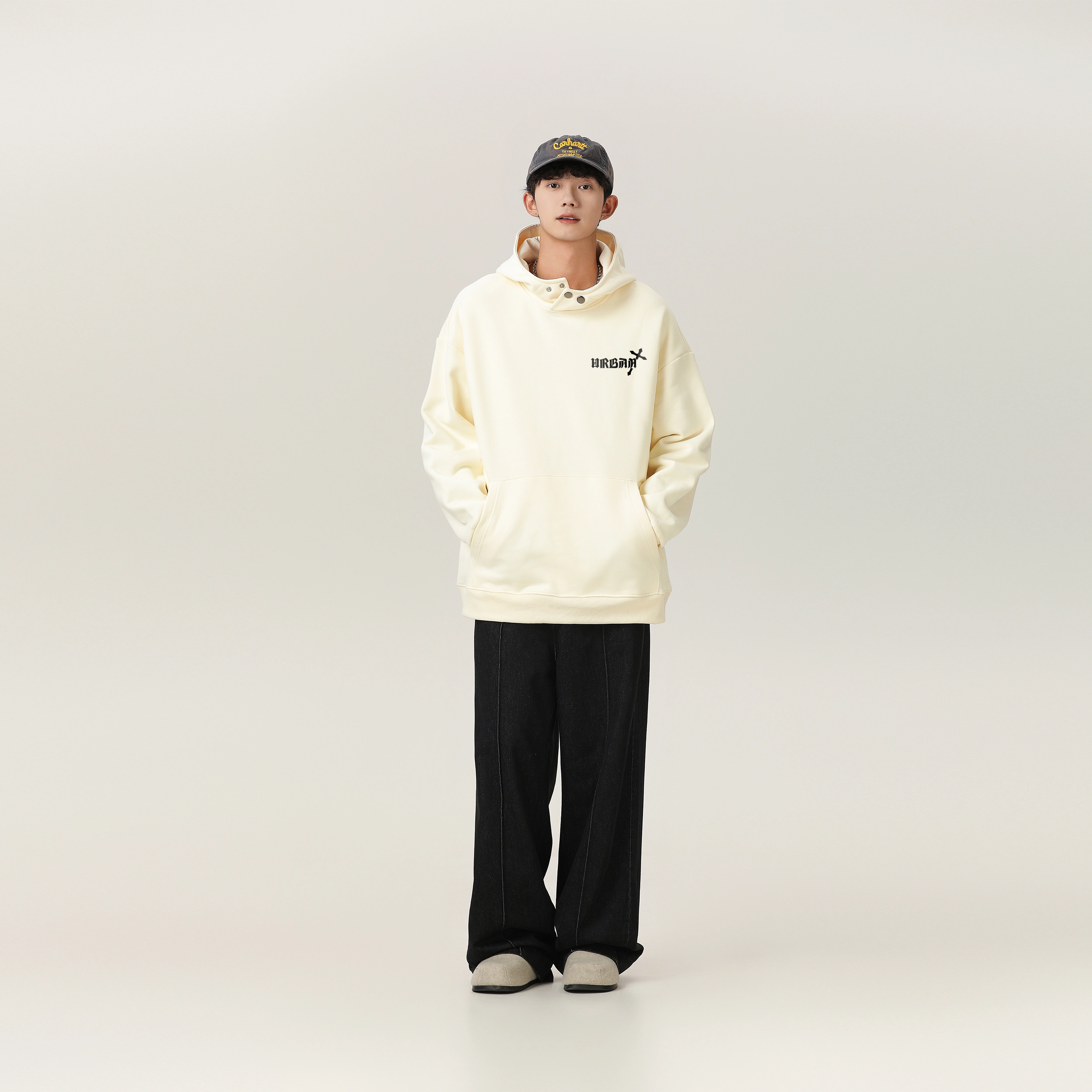 URBAN AUTHENTIC Logo