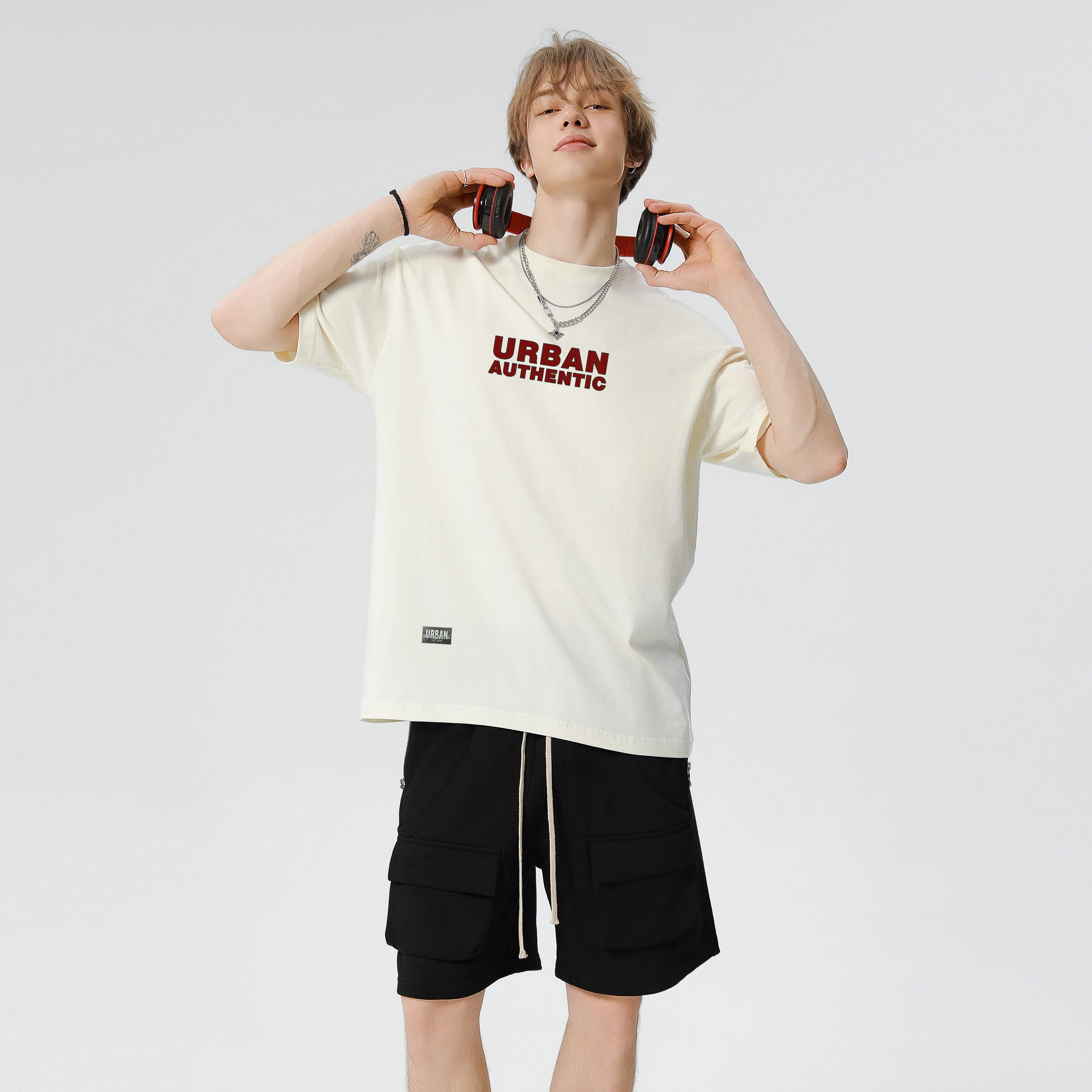 URBAN AUTHENTIC T