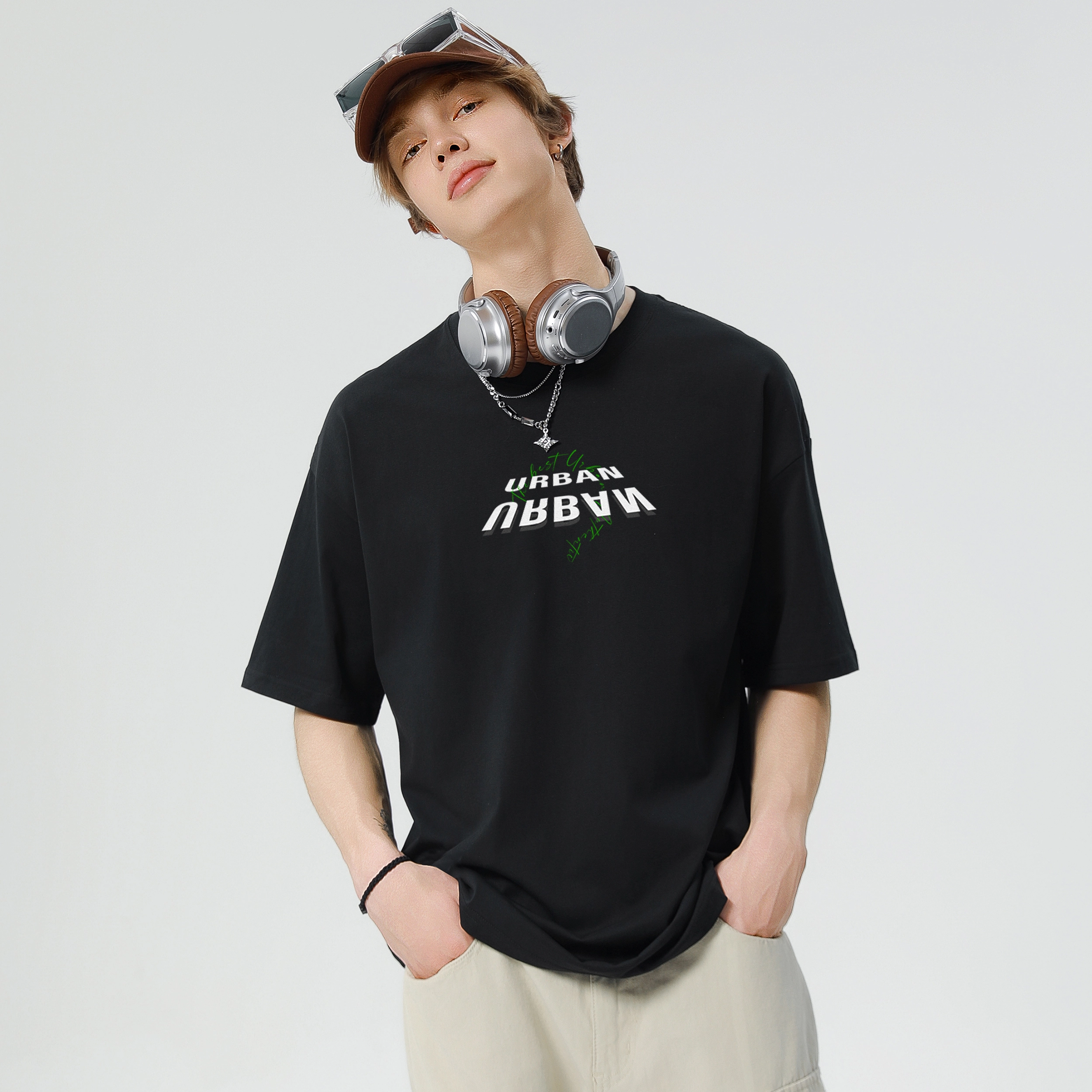 URBAN AUTHENTIC T