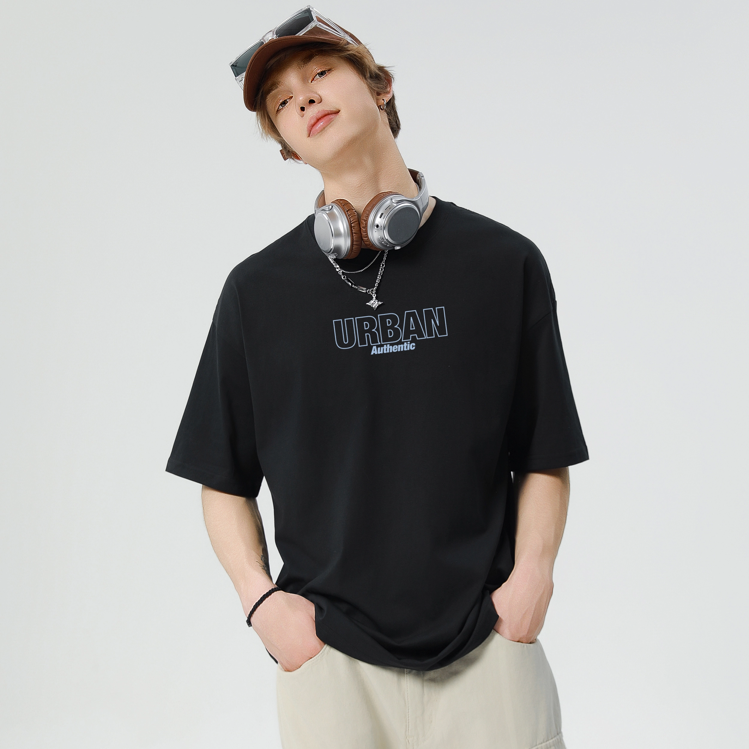 URBAN AUTHENTIC logoT