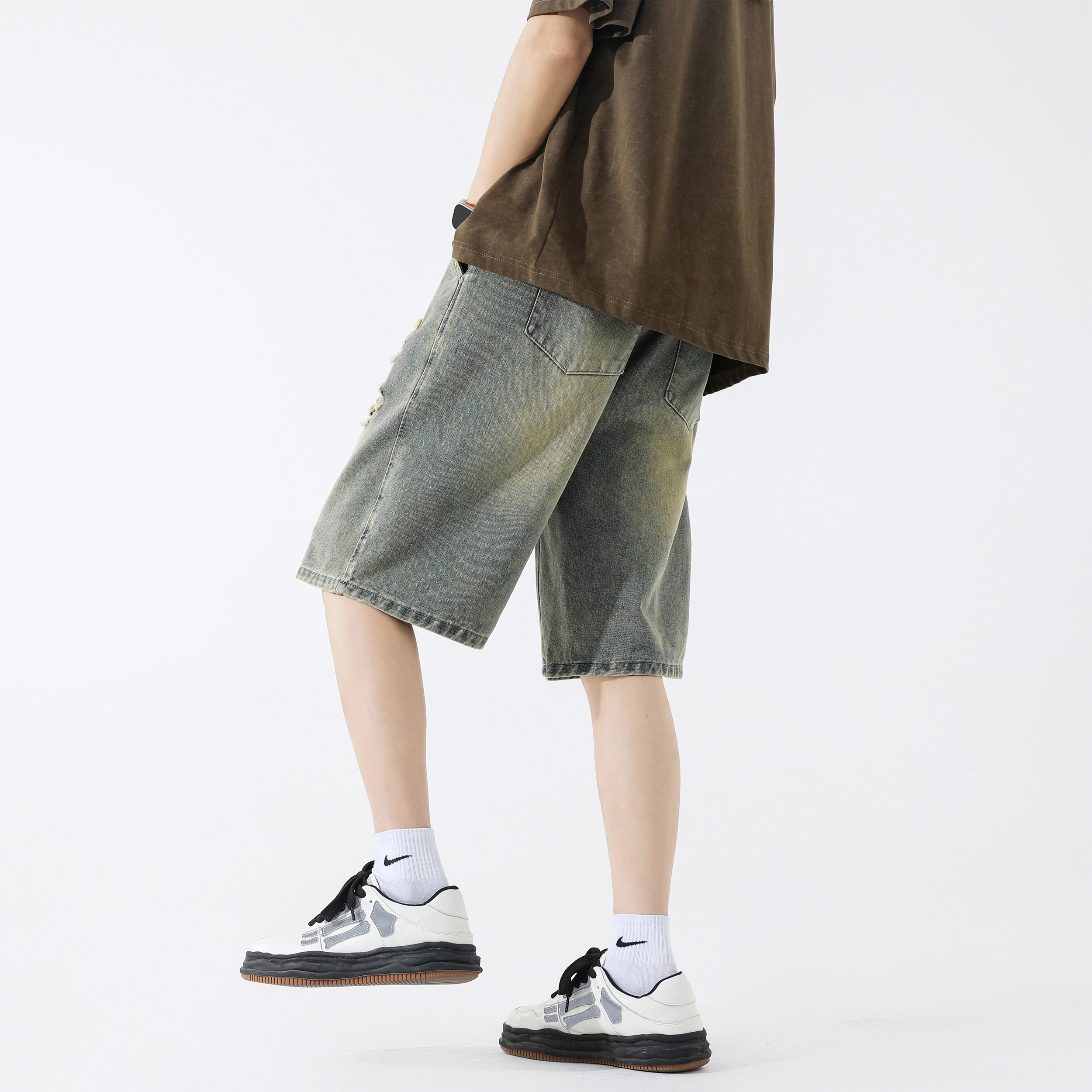 URBAN AUTHENTIC