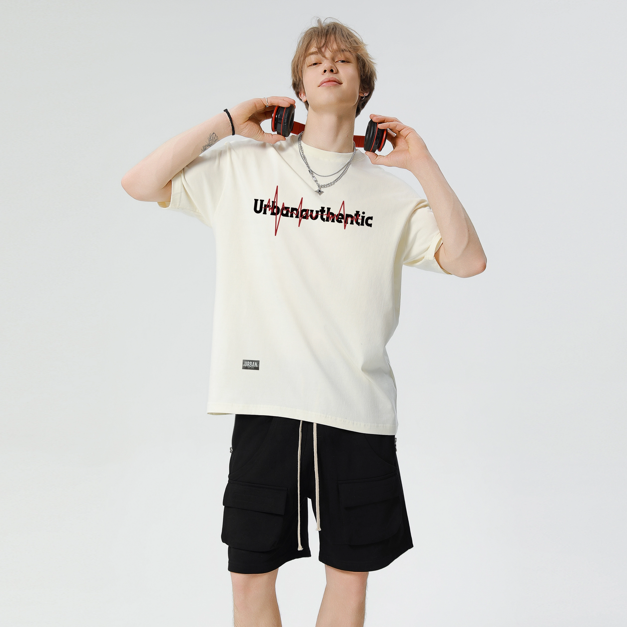 URBAN AUTHENTIC T
