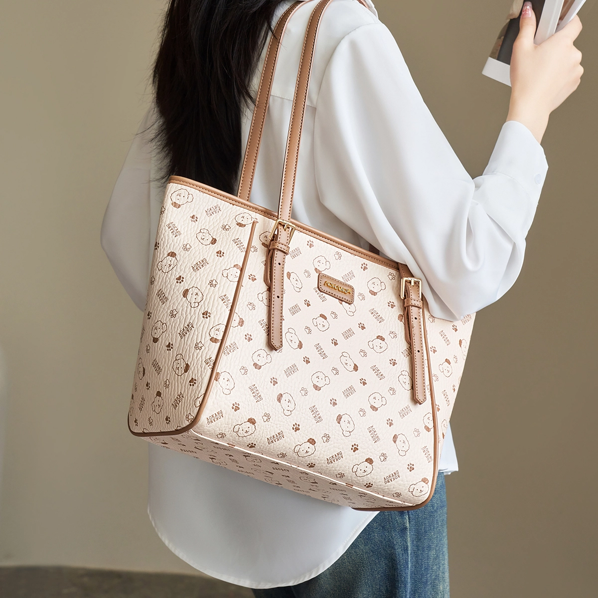 AOKANG Lucky PVC tote