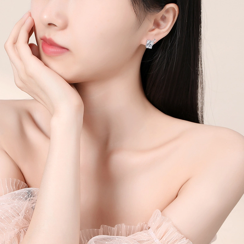 S925