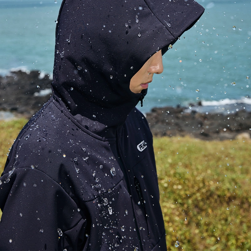 匹克 驭峰甲三防软壳风衣 山系户外运动外套防水防污秋季新款运动服连帽上衣夹克风衣 男款 藏蓝