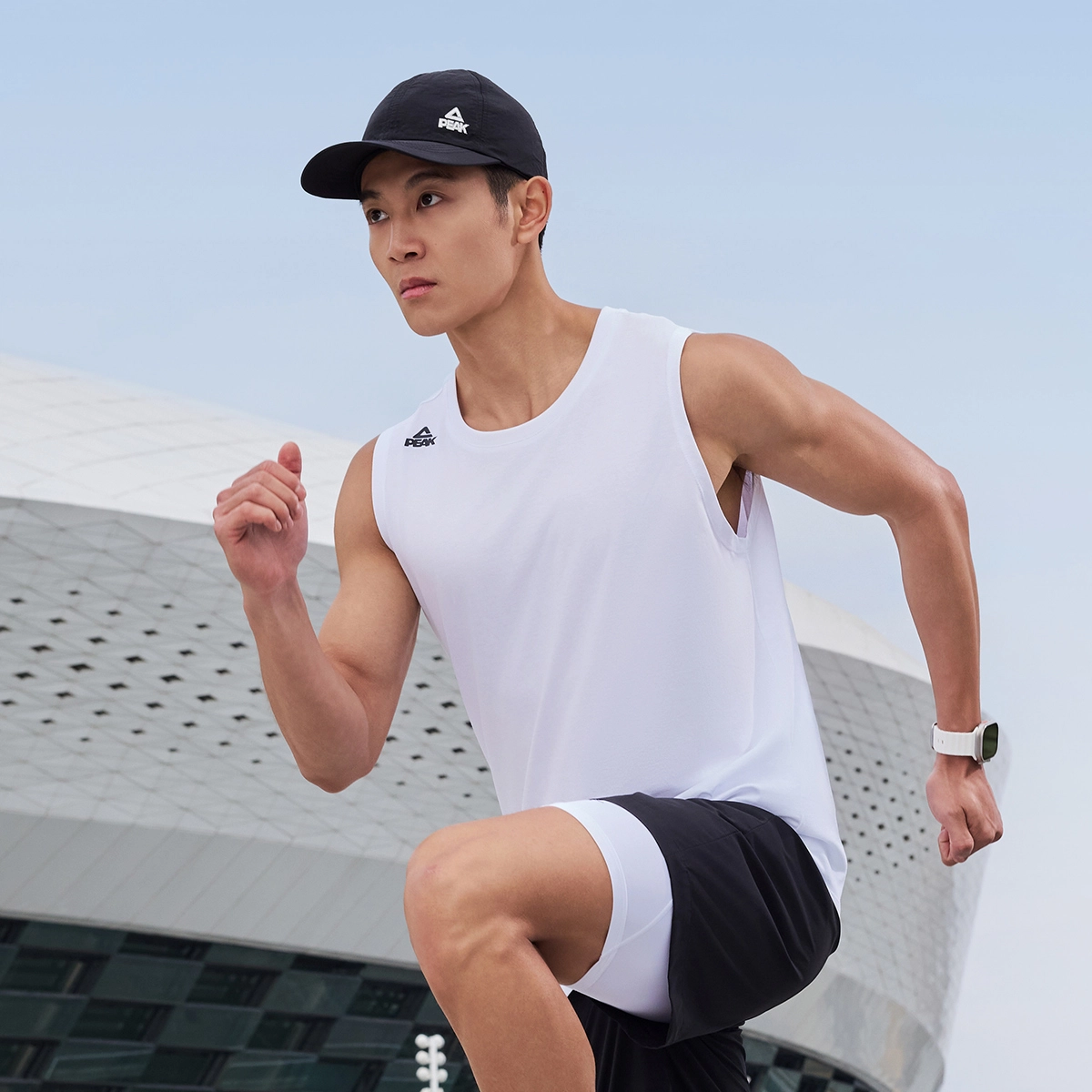 匹克 综训速干吸湿透气运动健身休闲舒适简约无袖坎肩上衣训练背心 男款 大白