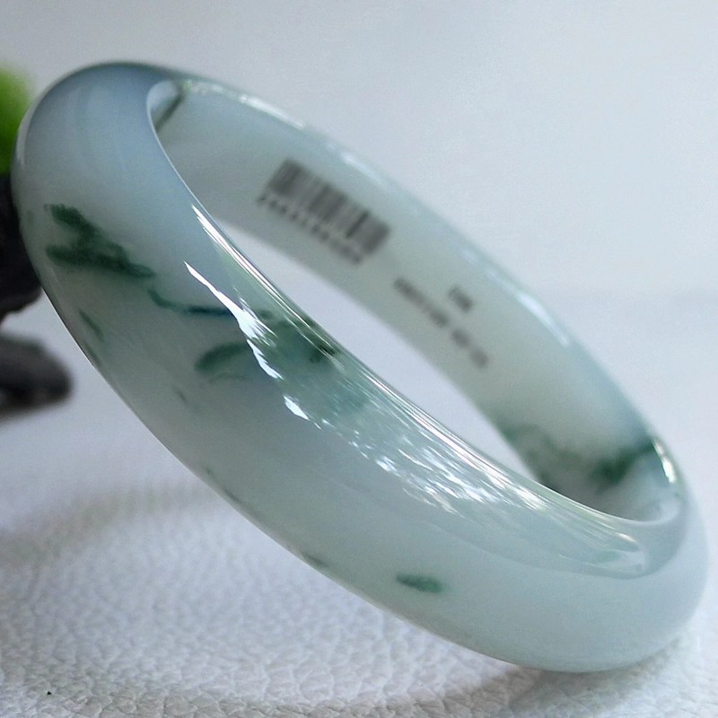 56.1mm