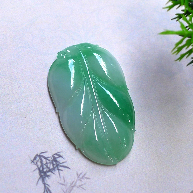 菲燕 金枝玉叶  白底青叶子 糯种 翡翠吊坠 男女同款情侣款