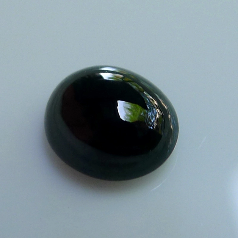0.44g