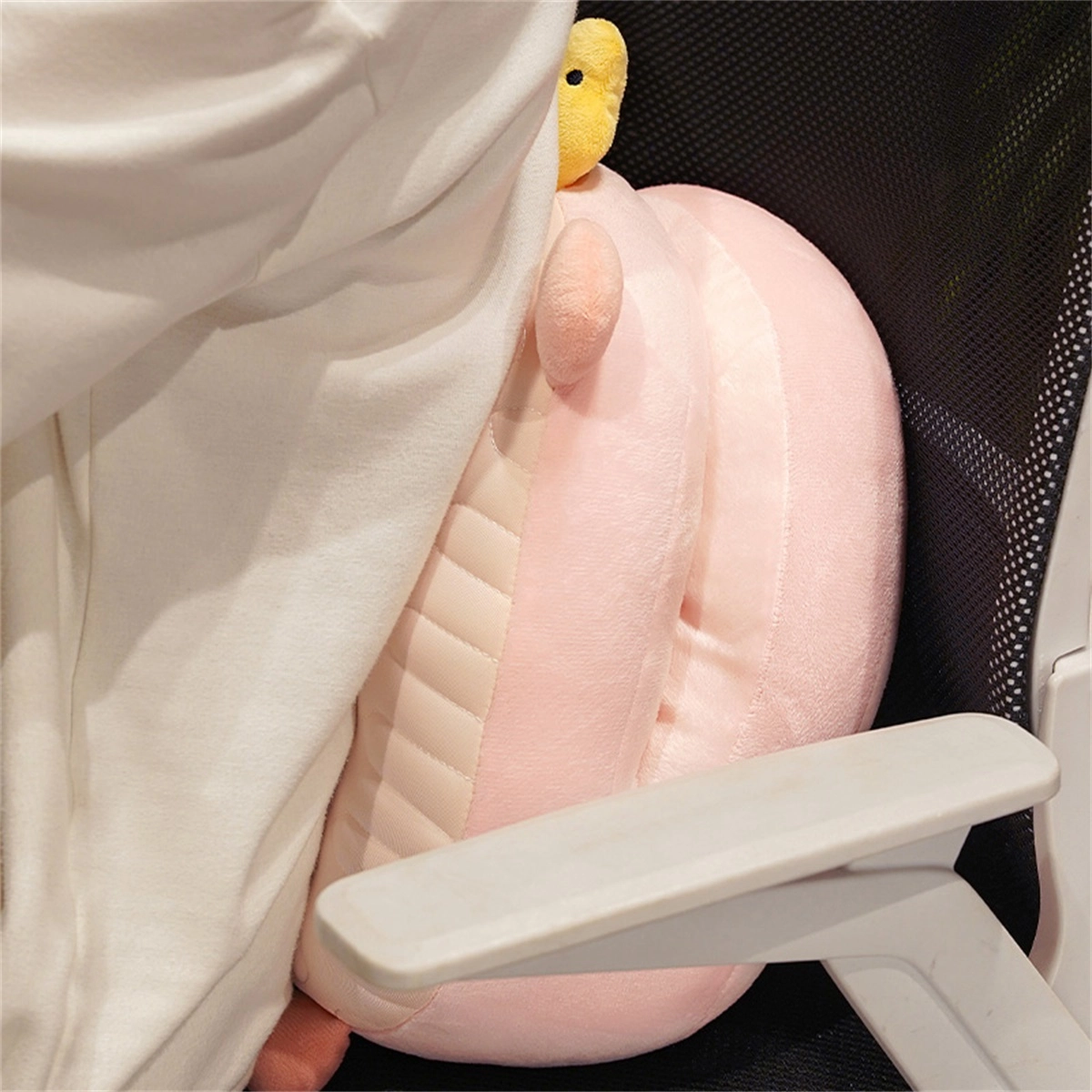 安之静雅 水豚乳胶冰丝午睡趴枕 玩偶周边