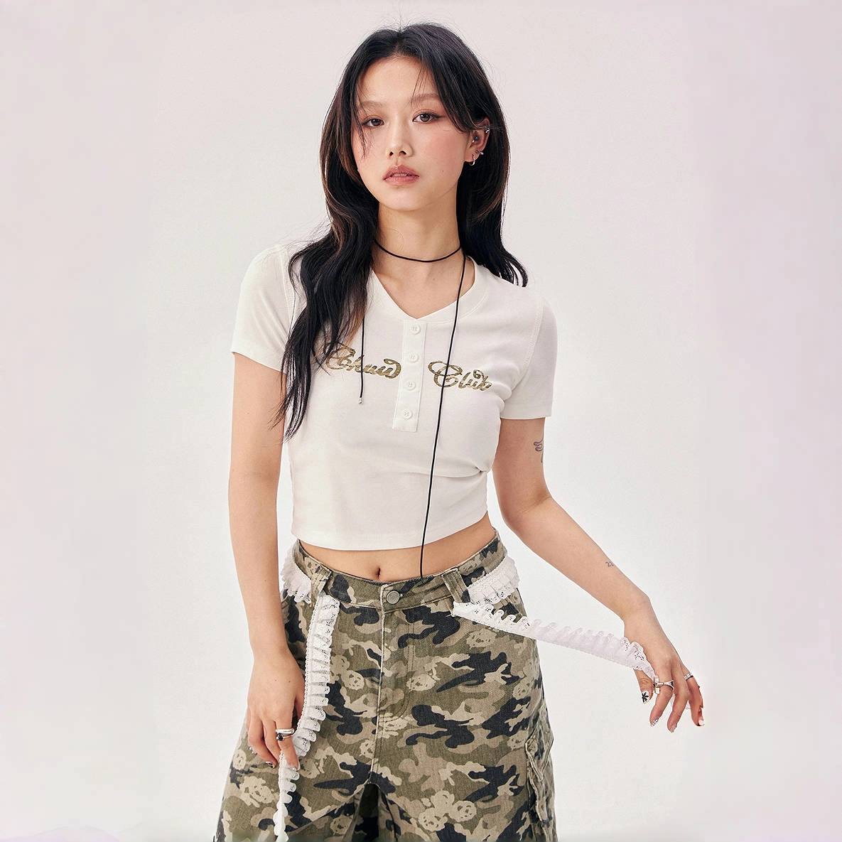 CHUU V T