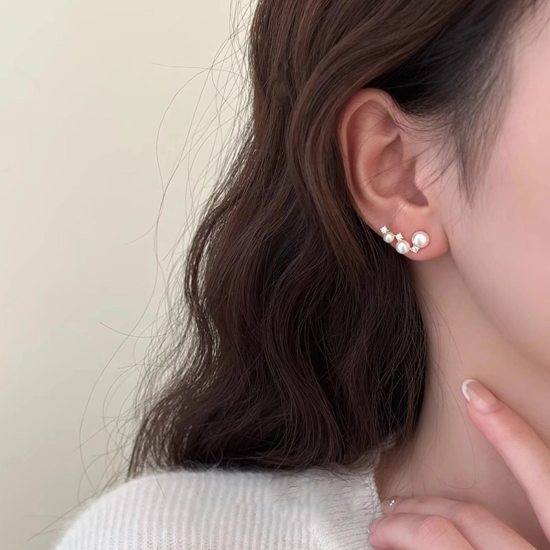 伊灿 韩国水钻流苏 小众设计高级感耳饰 仿珍珠 耳钉 女款