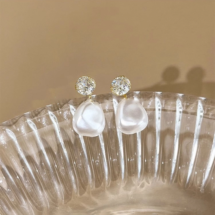 伊灿 小众设计高级感耳饰 气质 仿珍珠 耳环 女款