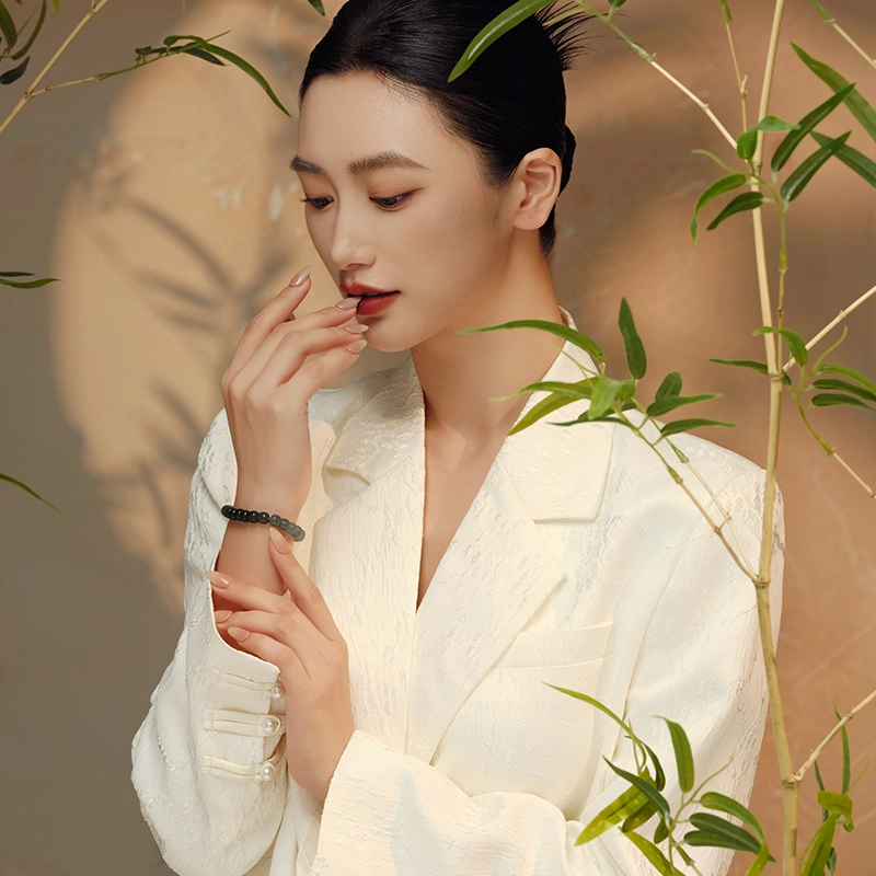 中鑫珠宝 烟温润细腻圆珠型玉石手链 和田玉手串 烟紫 女款