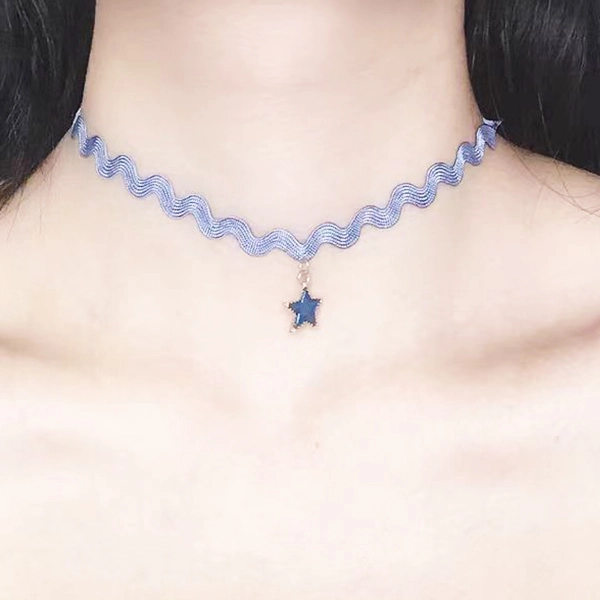 JKINGLAY choker