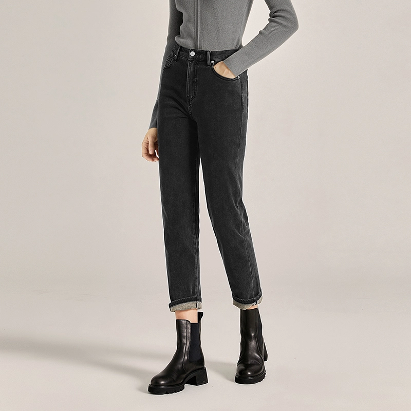 NINE WEST