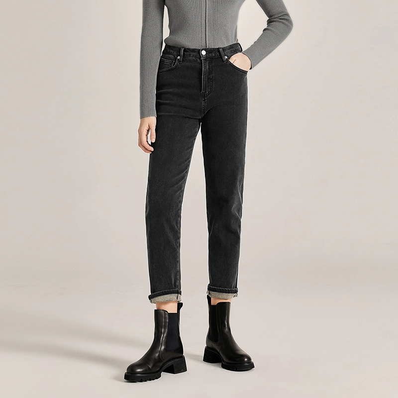 NINE WEST