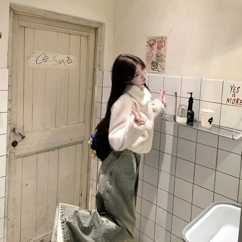 邓大喵 雪顶摩卡短款外套女环保精致俏皮翻领白色毛毛上衣皮草 女款