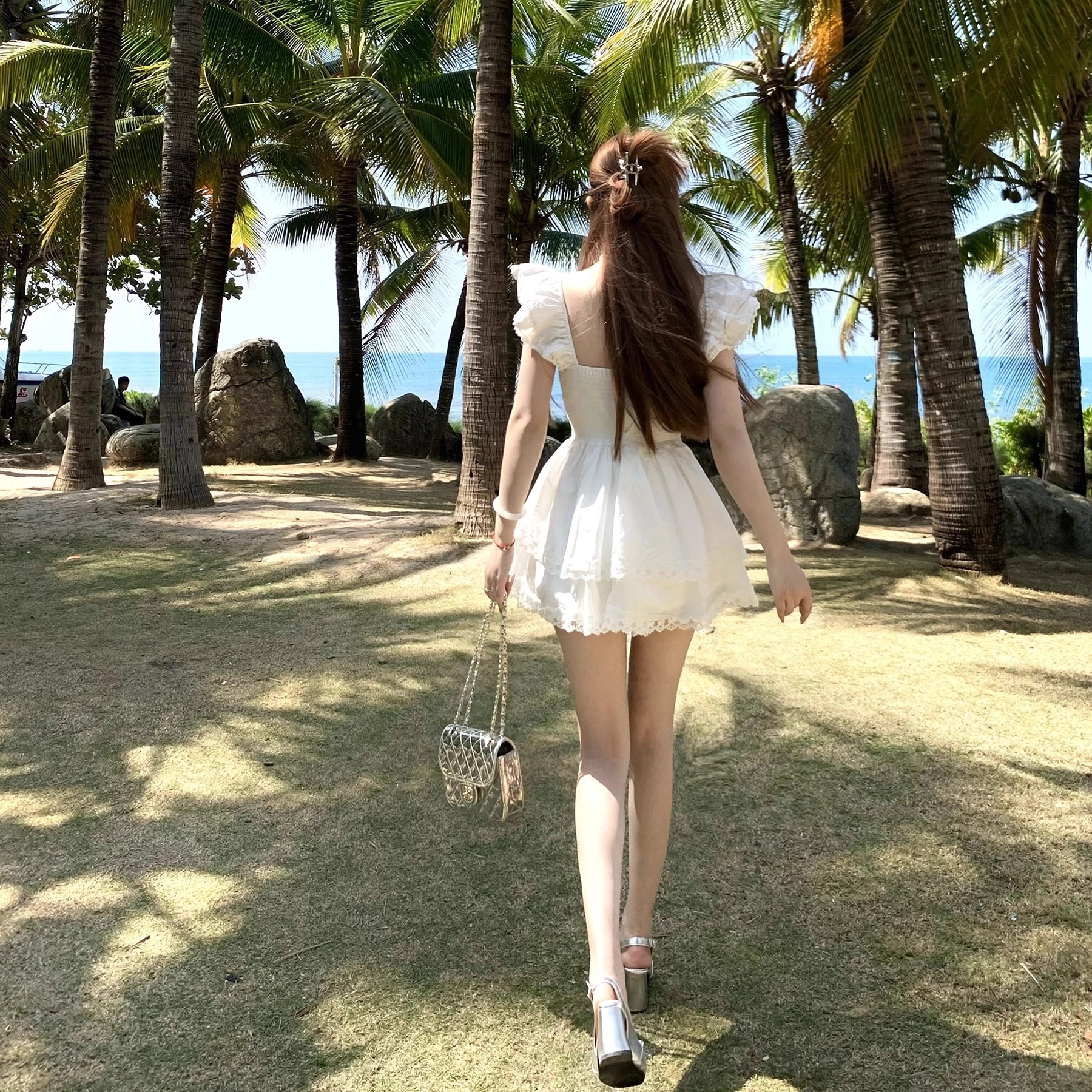 邓大喵 甜美小飞袖花朵公主裙夏季法式初恋收腰蓬蓬裙短袖连衣裙 女款