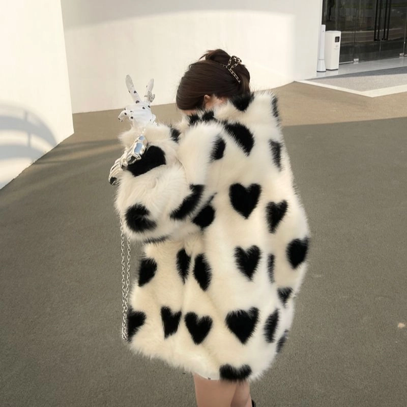 邓大喵 富家千金黑白爱心环保毛毛外套女宽松仿女年轻款加厚大衣皮草 女款