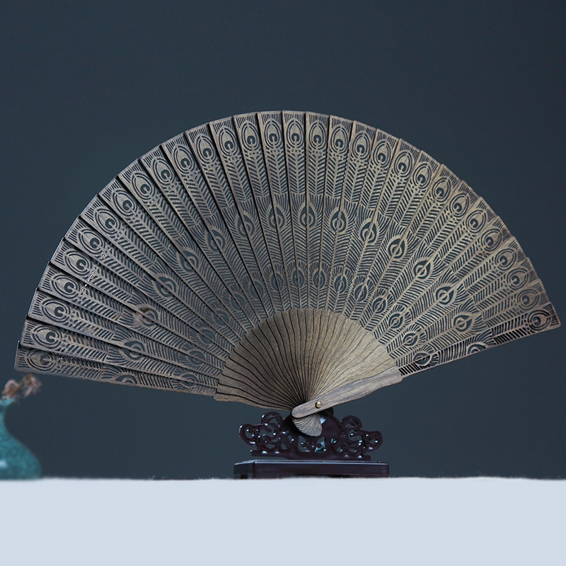 仙作美 国风古典阴 雕刻孔雀开屏扇子 金丝楠 木作把件 女款 阴沉木
