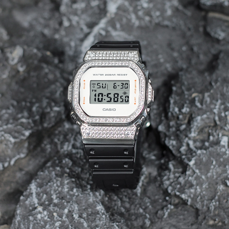 CASIO DW-5600WS-4