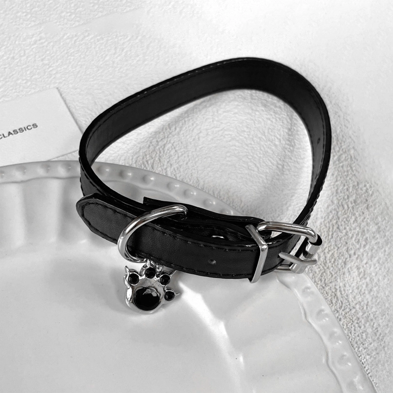 DVNRR choker y2k