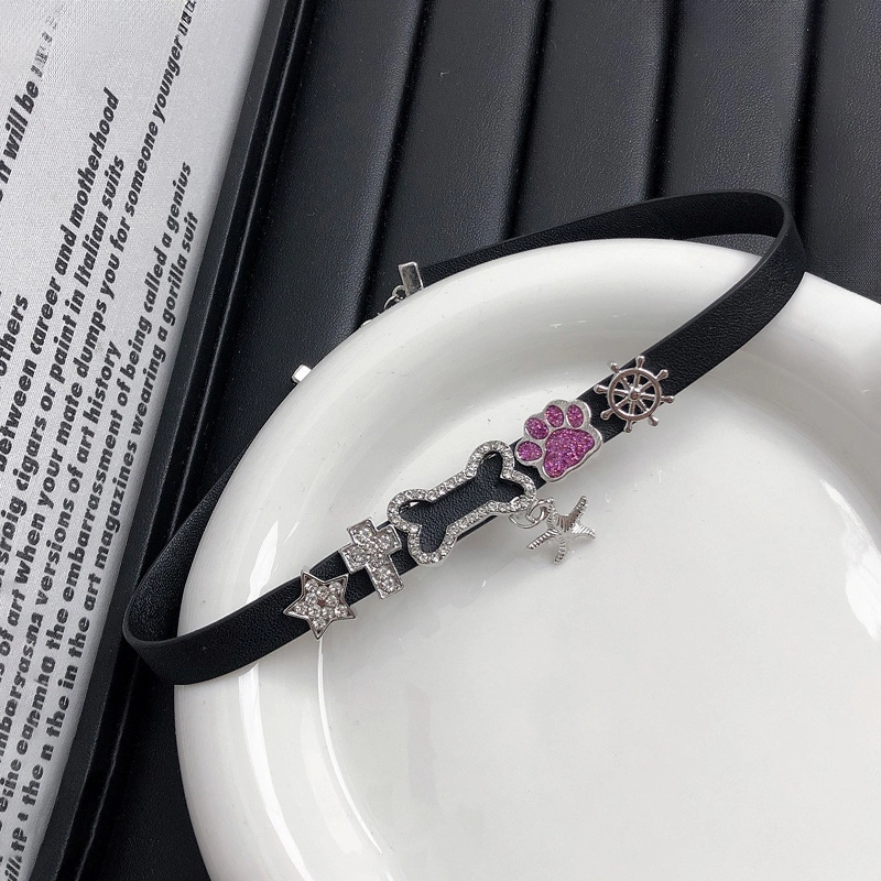 DVNRR choker y2k