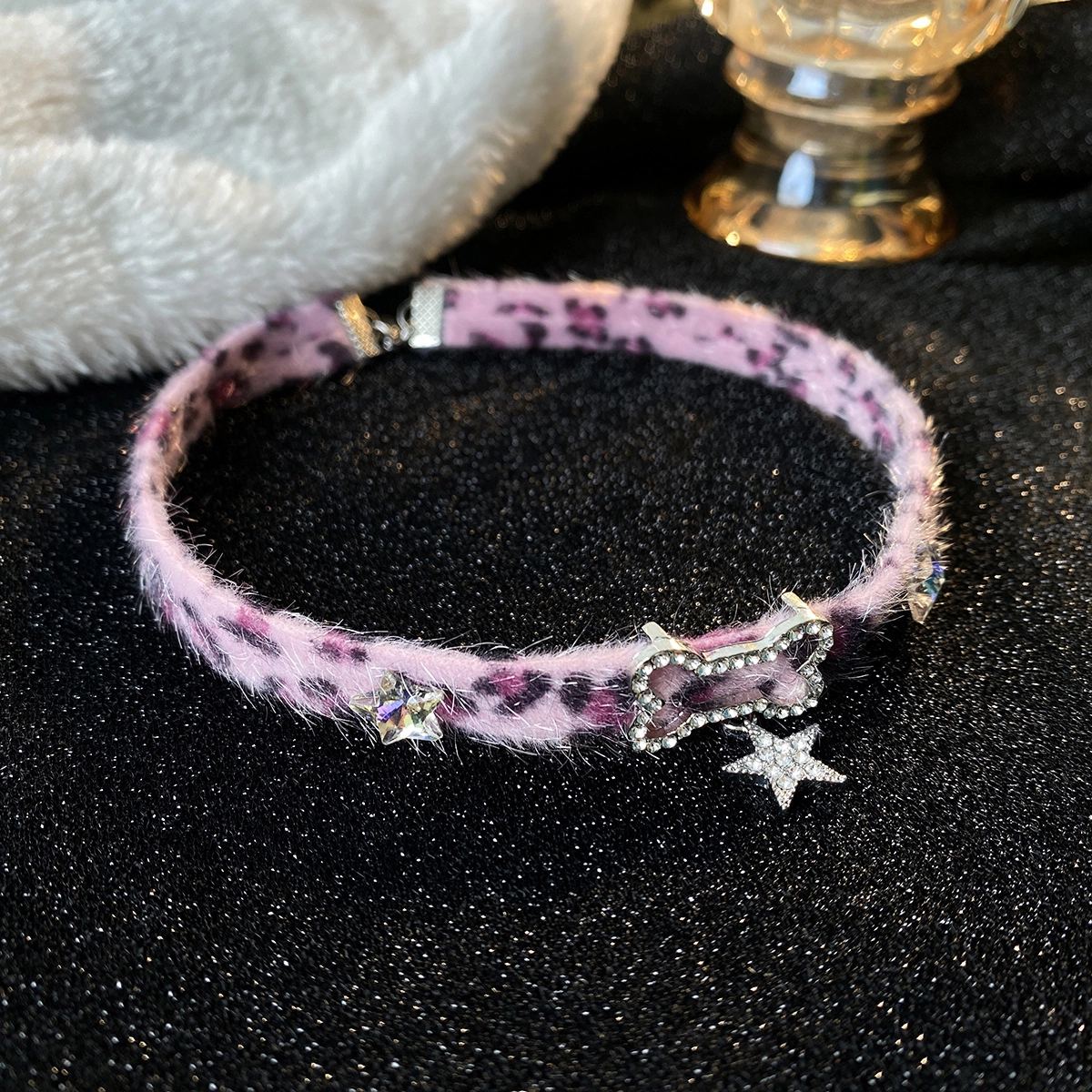 DVNRR choker y2k