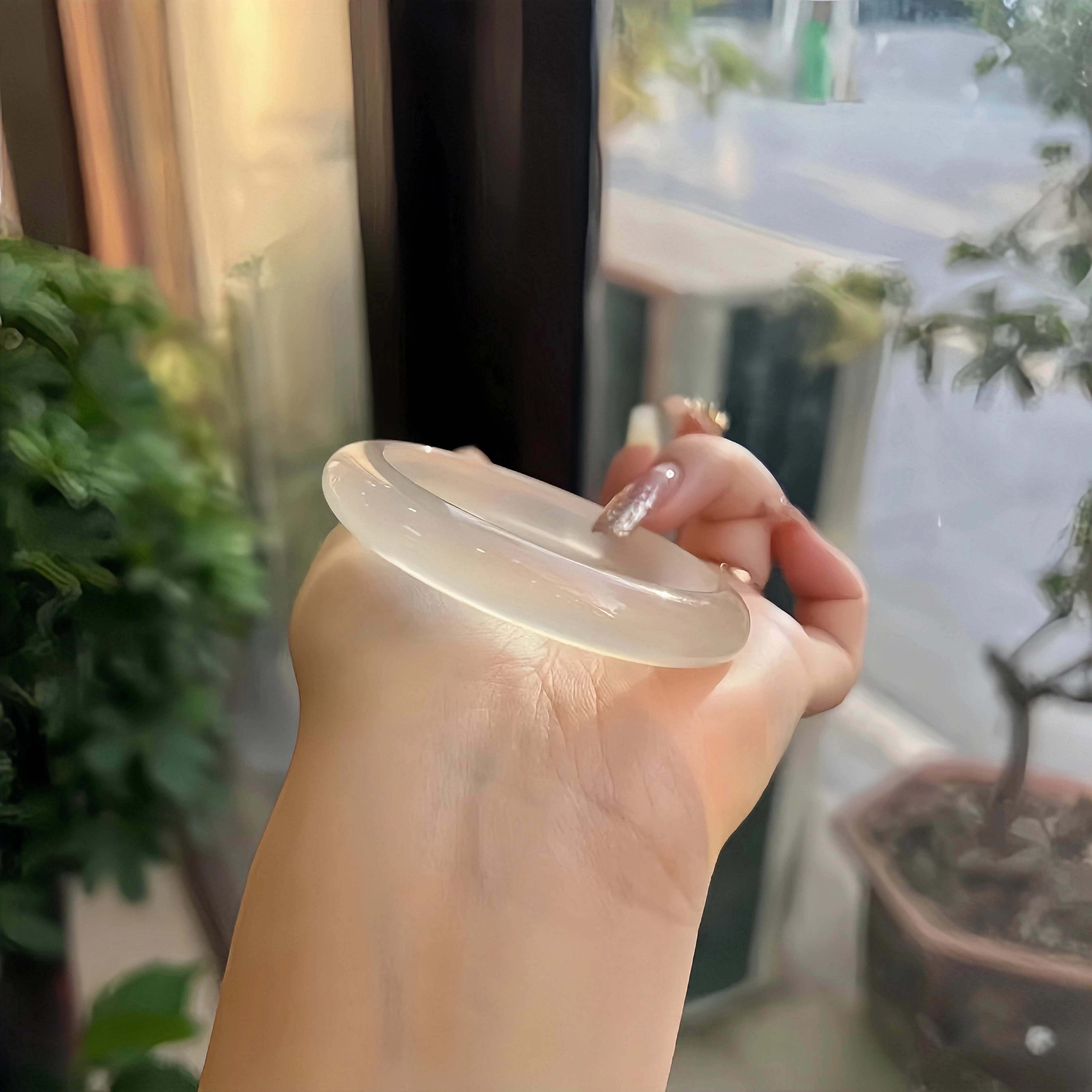 镯瑾 马达加斯加 新中式国潮高亮马料白月光玉镯 中式美学古风汉服 清冷感香槟金白月光 玉髓 玉石手镯 男女同款情侣款