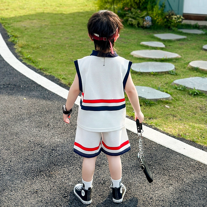 JMBEAR x ULTRAMAN 2