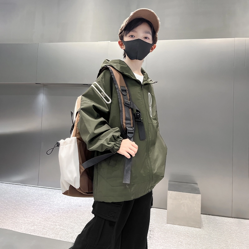 木木屋 舒适亲肤简约连帽拉链长袖夹克外套青少年