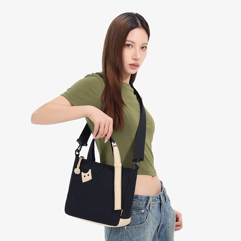 NOXXON Tote