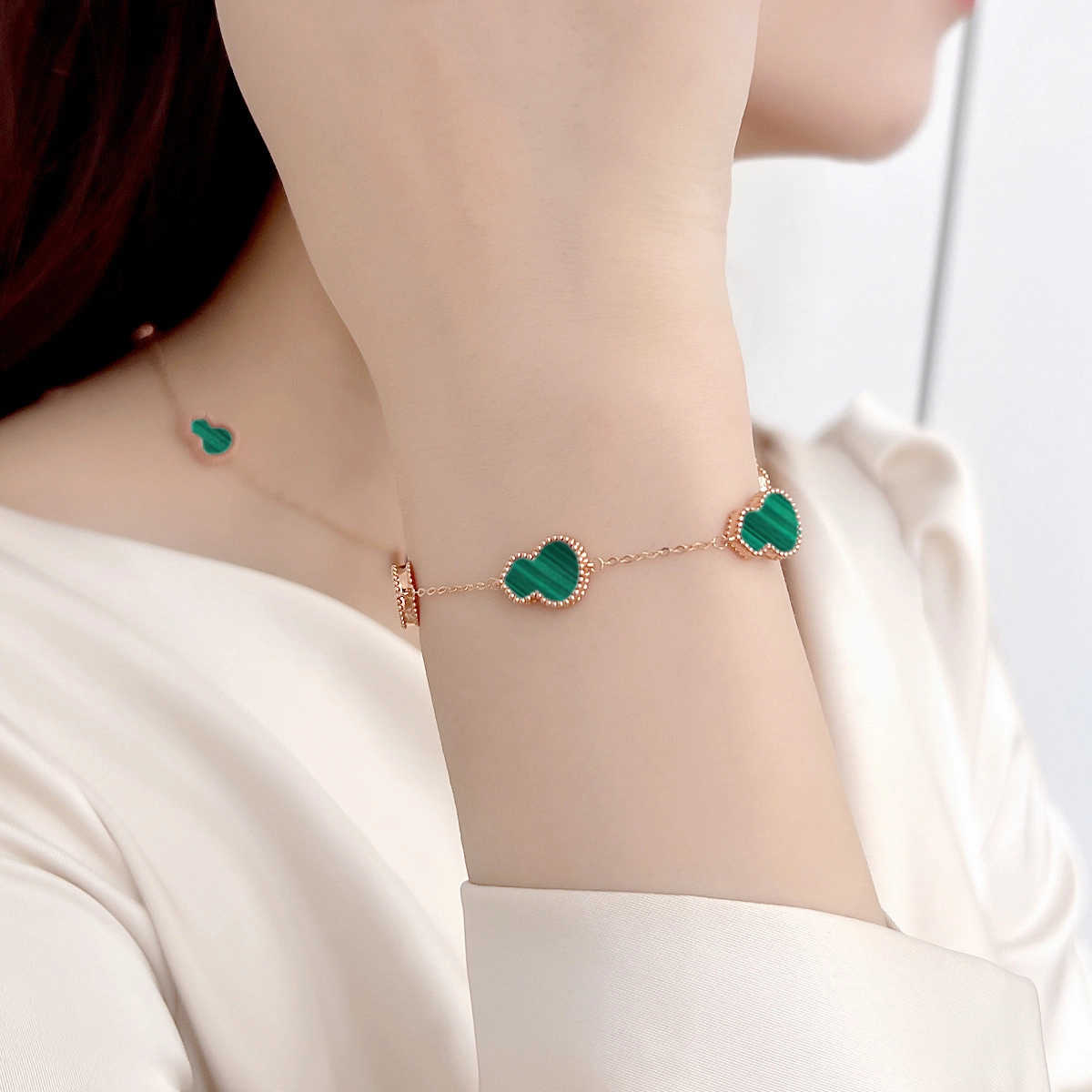 DEMONE 18k