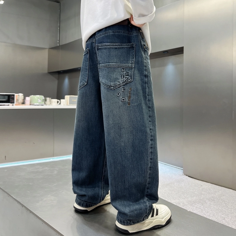 俞兆林牛仔裤 男大童酷帅纯色潮范直筒户外健身跑步舒适亲肤 青少年