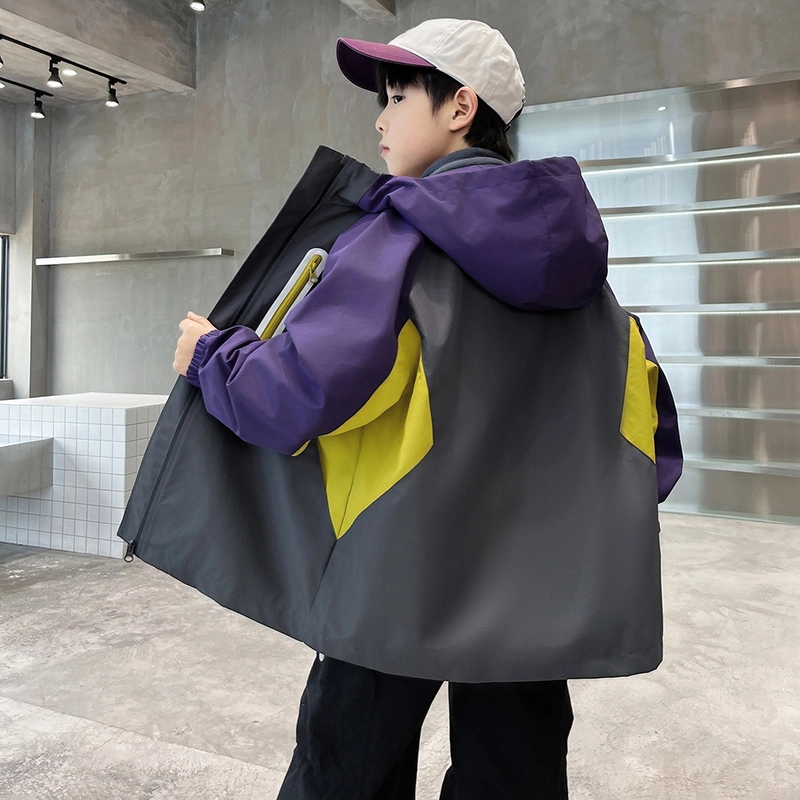 俞兆林夹克 时髦拼色反光条三合一保暖户外登山运动宽松连帽防风防水耐磨 青少年