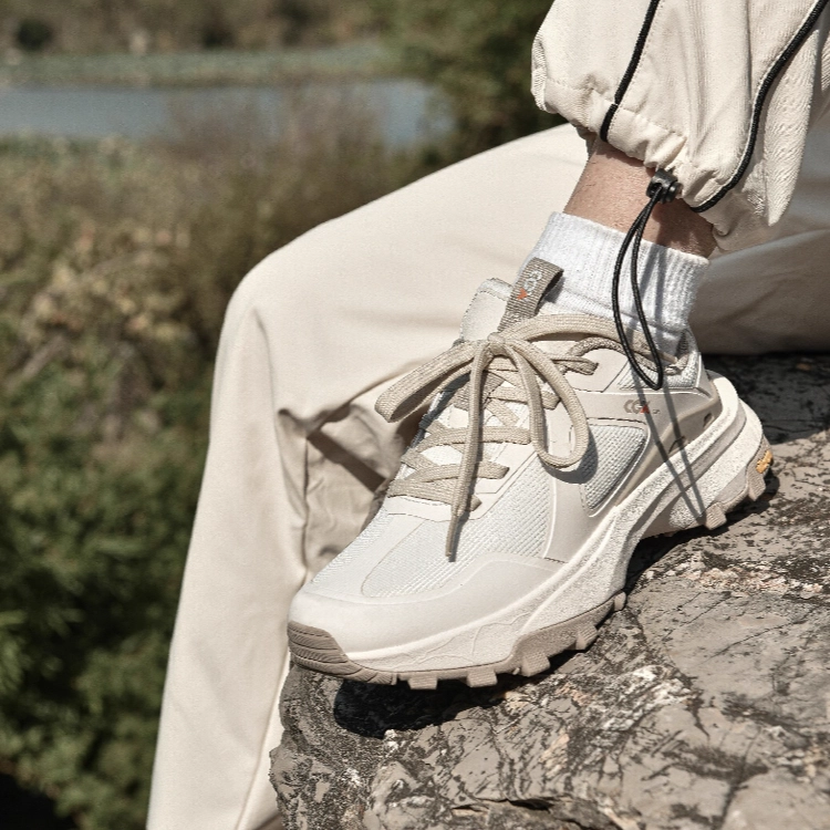 CGX G803 Hiking