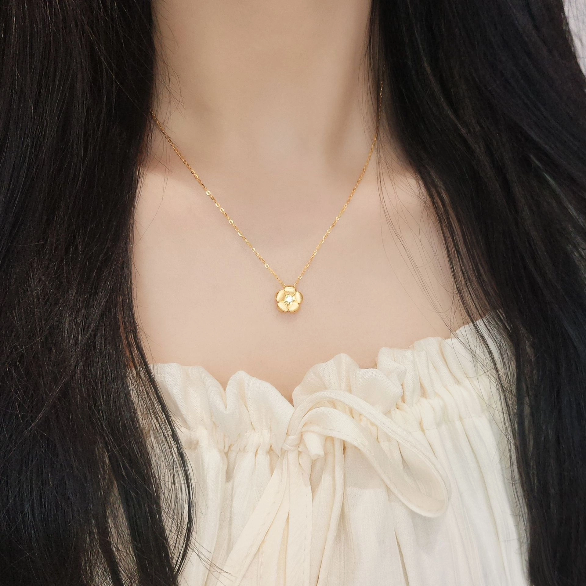 CUTE DAME 925