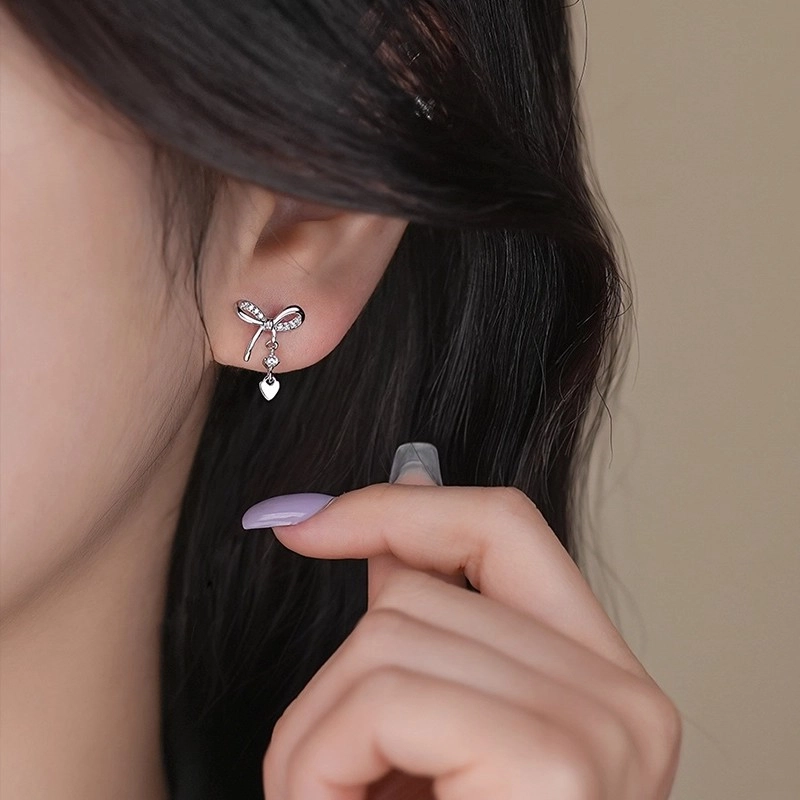 CUTE DAME S990