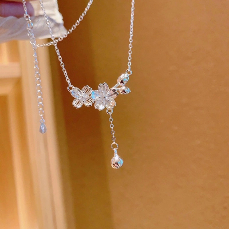CUTE DAME S990