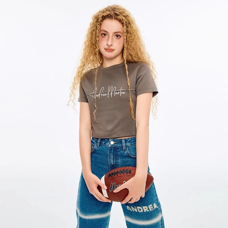 ANDREA MARTIN logo T