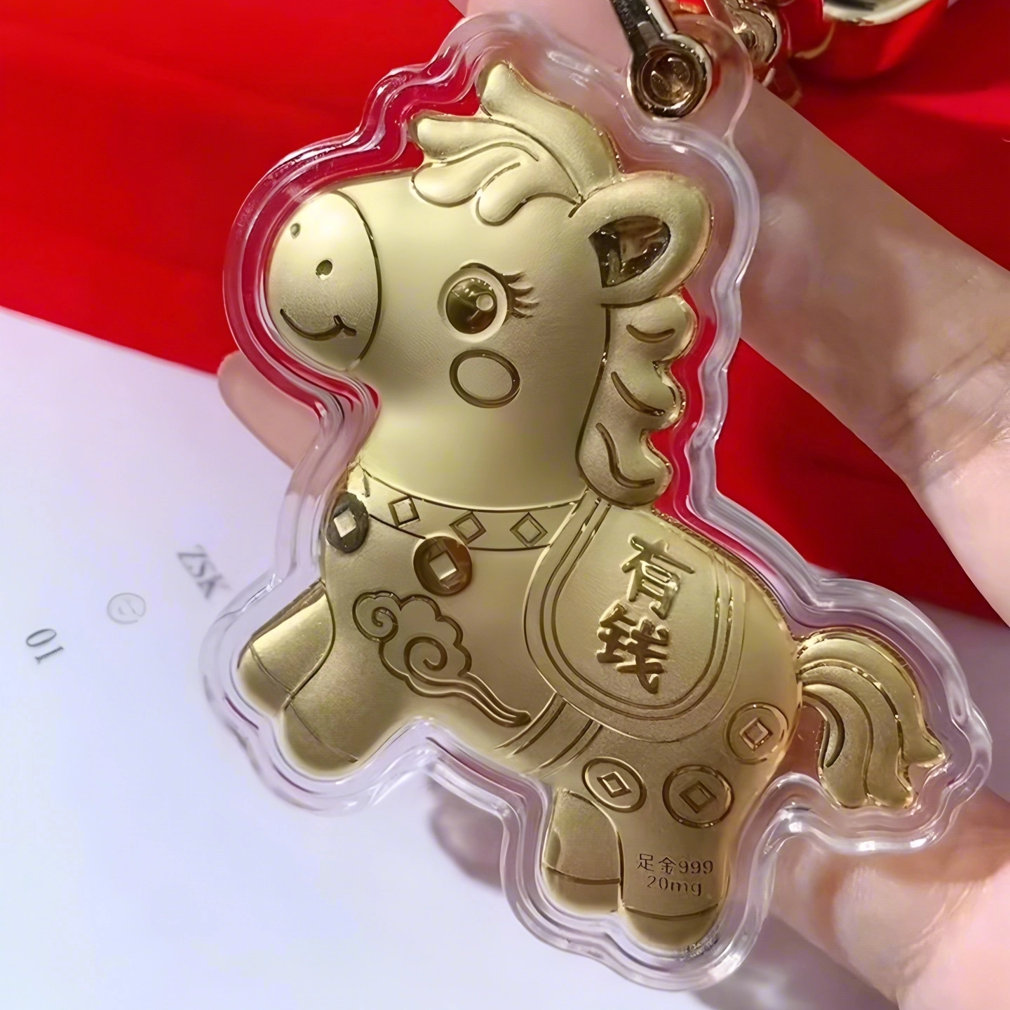 麟典 马上有钱钥匙扣马上暴富招财纳福小金马包包挂饰精致高级皮革汽车钥匙扣创意饰品  #好运 金 挂件 男女同款情侣款
