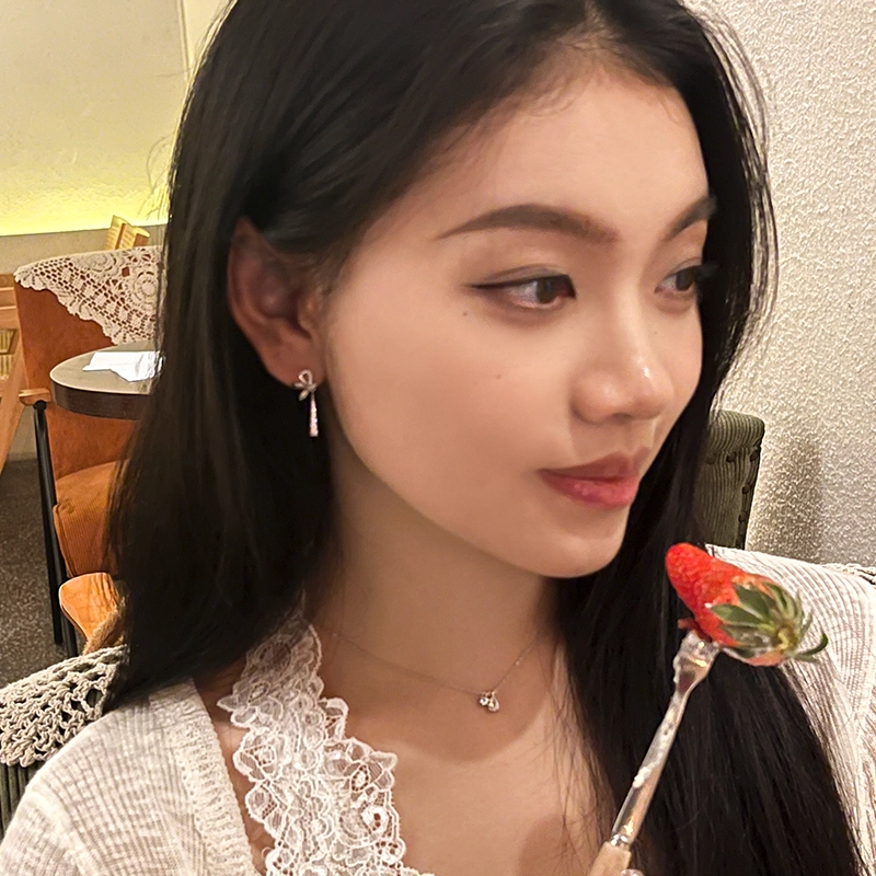 S925