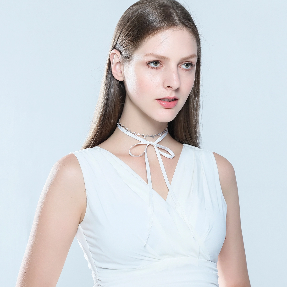 LELOUP choker