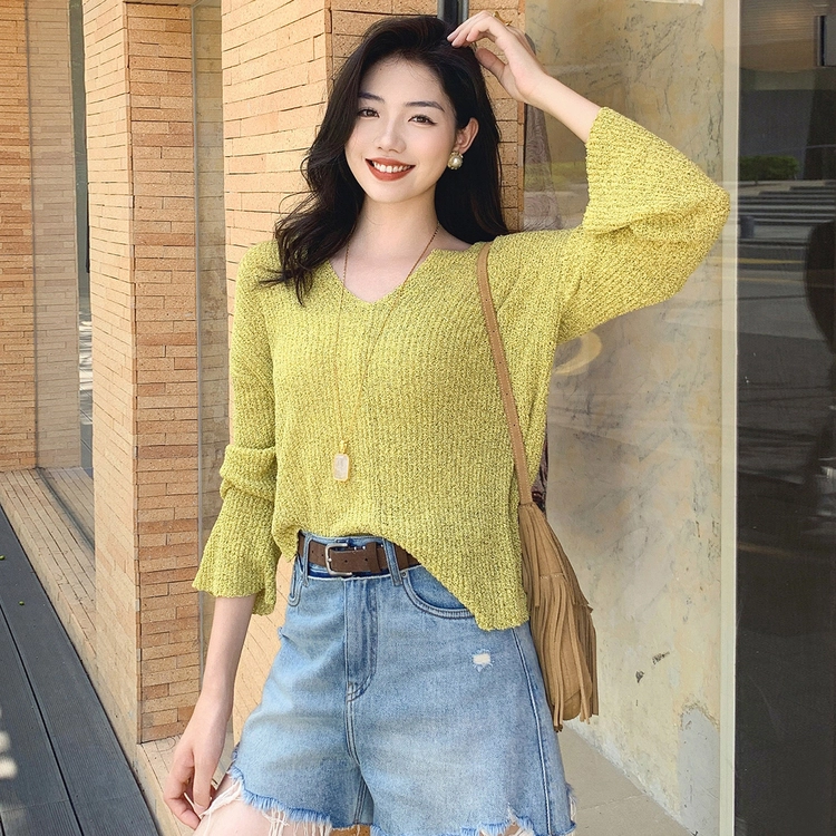 V