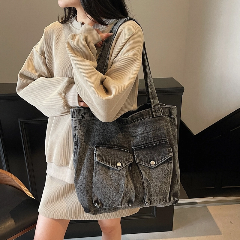 DCLOUD ins Tote