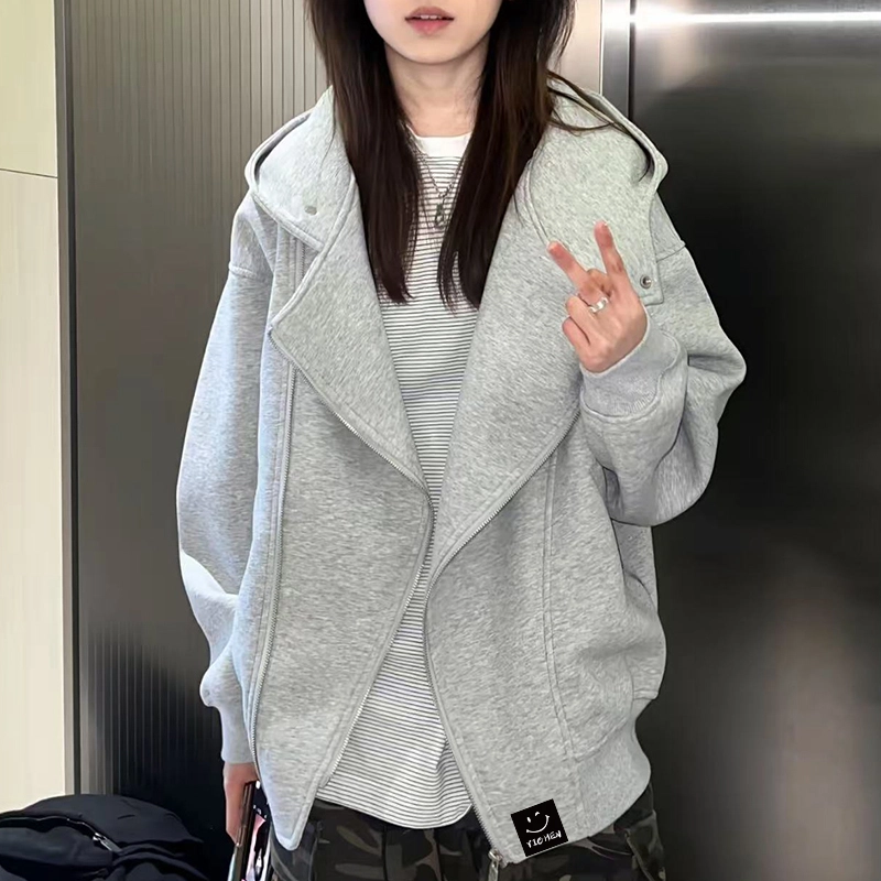 YICHEN