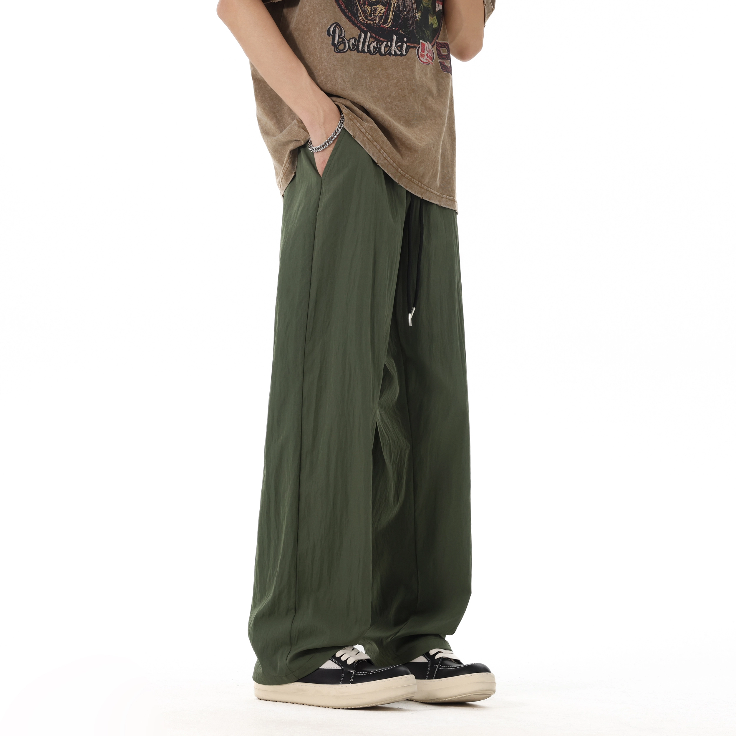 AWAO